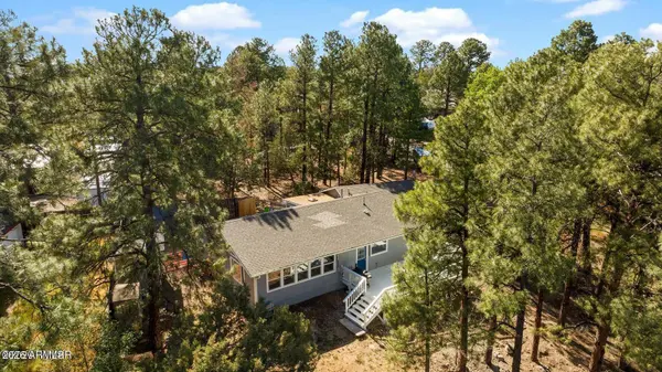 601 E MILLS --, Show Low, AZ 85901