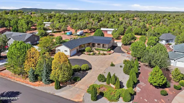 6834 CIRCLE C Lane, Show Low, AZ 85901