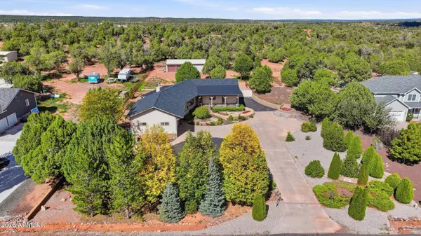 6834 CIRCLE C Lane, Show Low, AZ 85901
