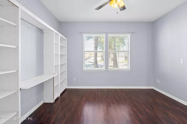 1551 CARPATHIAN DR, Jacksonville, FL 32218