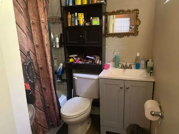 1711 27th St W, Jacksonville, FL 32209-3705