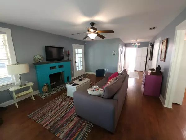 Sanford, FL 32771-2822,300 W 12th St