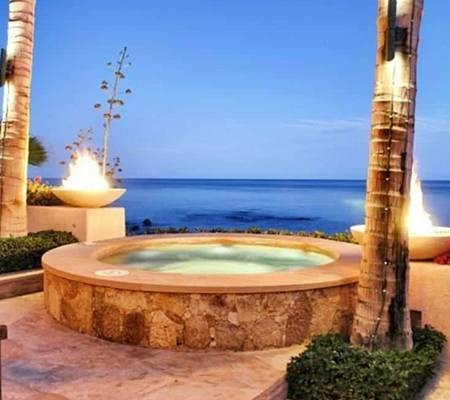 Cabo Corridor with hot tub and ocean view