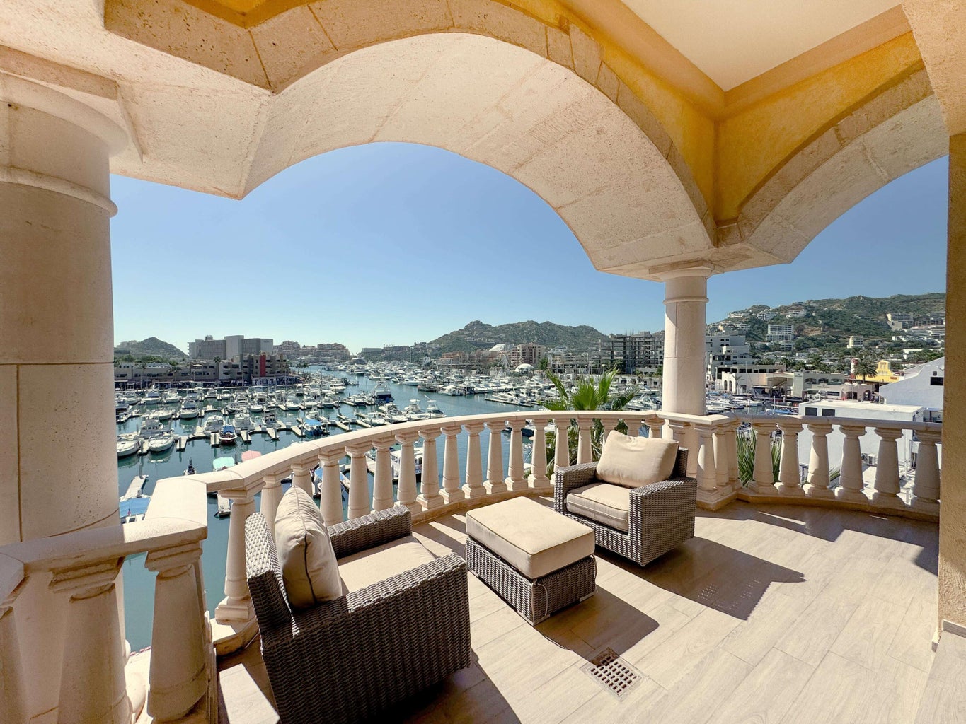 Paraiso Residences Cabo San Lucas