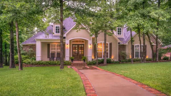 feature image of What’s My Lake Lanier Home Worth in 2025? – Gainesville Realtor Guide