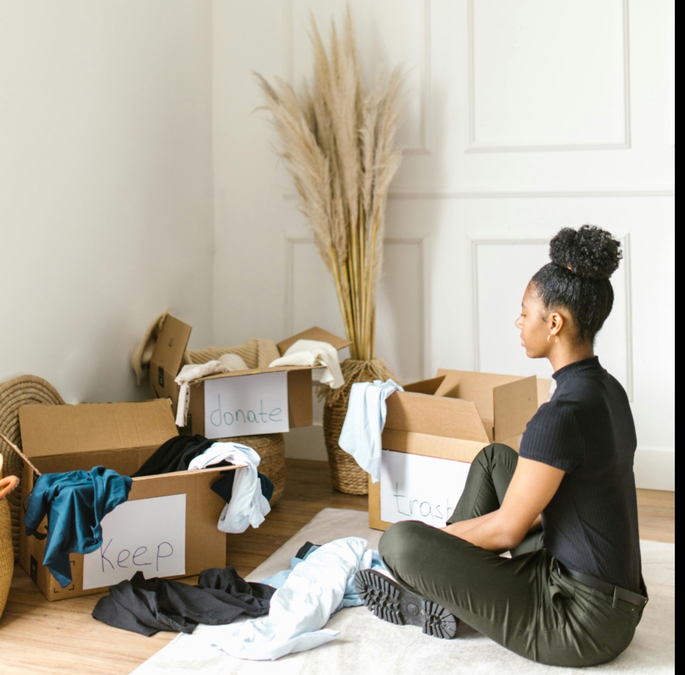 Declutter & depersonalize