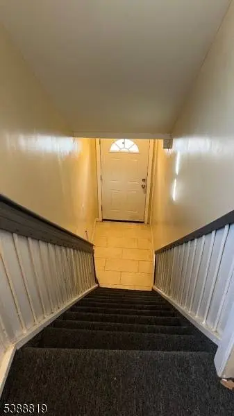 230 Amherst St, East Orange City, NJ 07018