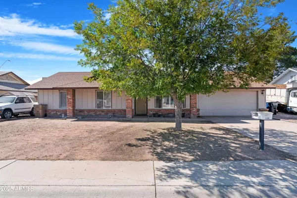 4635 W BOCA RATON Road, Glendale, AZ 85306