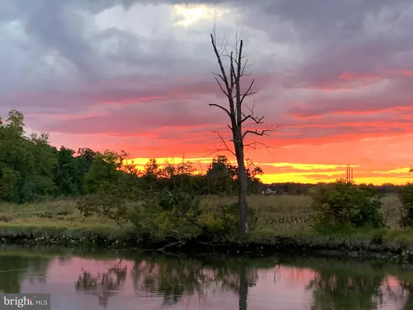 15 HIGGINSVILLE LN, Mount Royal, NJ 08061