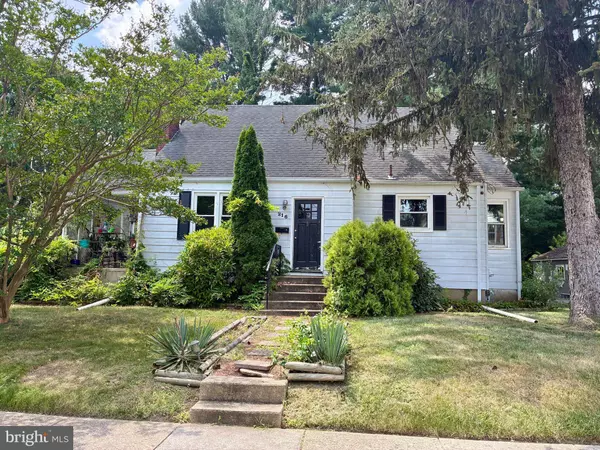 216 DICKINSON RD, Glassboro, NJ 08028