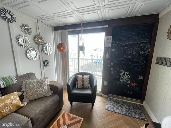 404 E DENVER AVE, Wildwood, NJ 08260