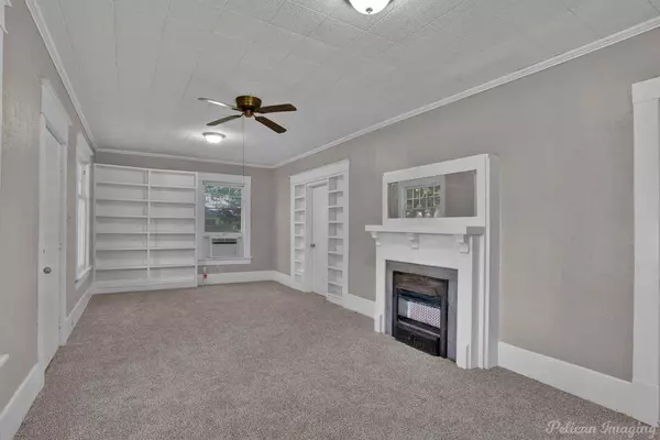 3918 St Vincent Avenue, Shreveport, LA 71108