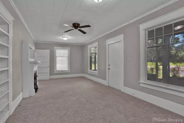 3918 St Vincent Avenue, Shreveport, LA 71108