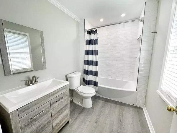 7040 Creswell Drive, Shreveport, LA 71106