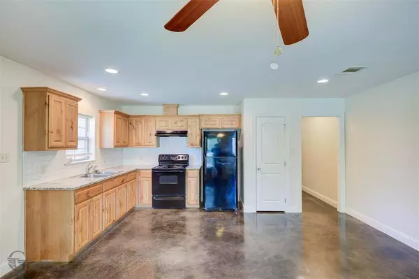 1005 Dalzell Street, Shreveport, LA 71104