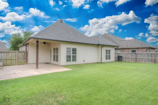 605 Canoe Trail, Bossier City, LA 71111