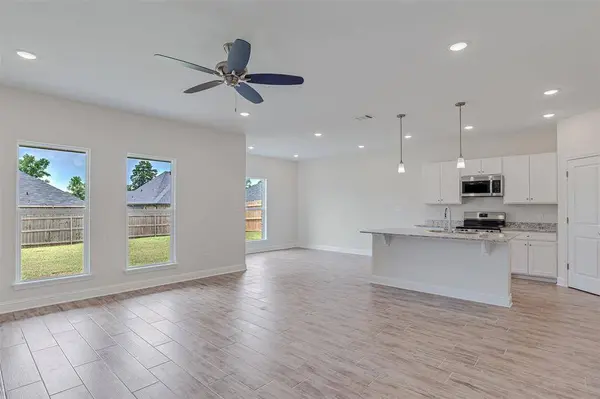 1210 Bayou Bay Court, Frierson, LA 71027