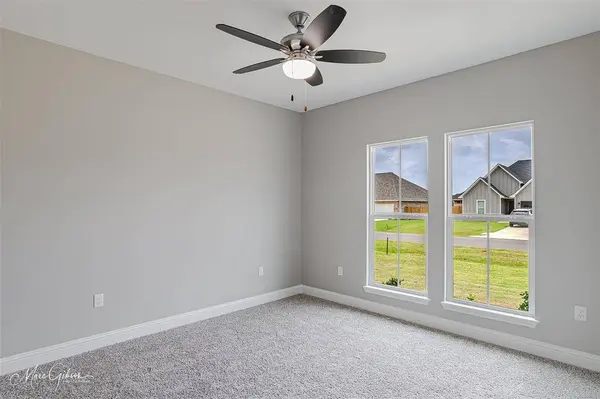 1221 Bayou Bay Court, Frierson, LA 71027