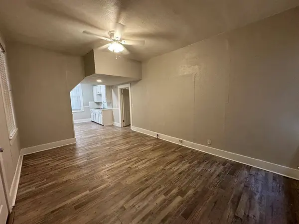 2413 Creswell Avenue, Shreveport, LA 71104