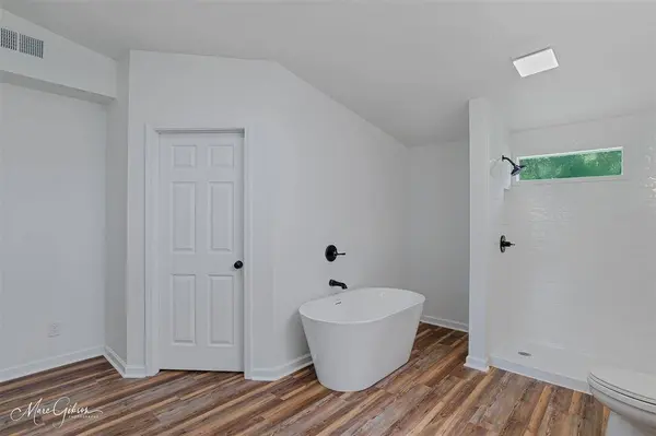 229 Pecan Grove Lane, Bossier City, LA 71112