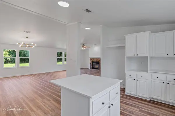 229 Pecan Grove Lane, Bossier City, LA 71112