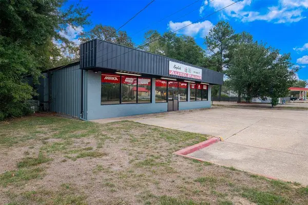 9143 Walker Road, Shreveport, LA 71118