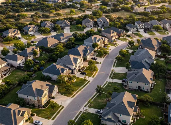feature image of Top 5 neighborhoods in New Braunfels, Texas!