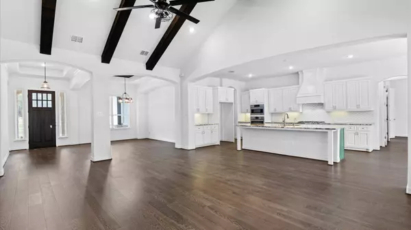 2382 Geneseo Oaks, New Braunfels, TX 78132