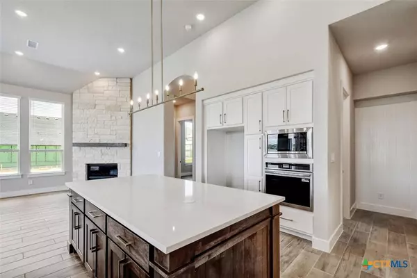 435 Nash WAY, New Braunfels, TX 78130