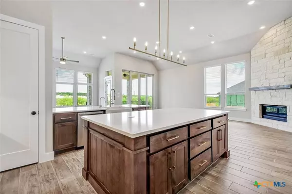 435 Nash WAY, New Braunfels, TX 78130