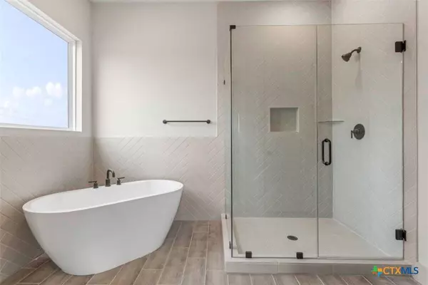 1641 Saddleback RUN, New Braunfels, TX 78130