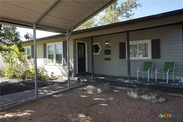 1236 S Academy AVE, New Braunfels, TX 78130