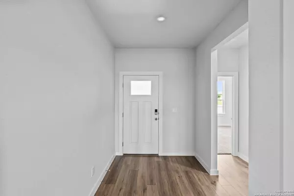 2074 Newforest Peak, New Braunfels, TX 78130