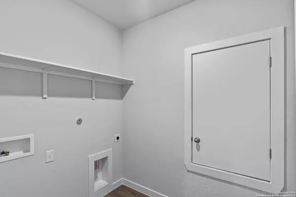 2074 Newforest Peak, New Braunfels, TX 78130