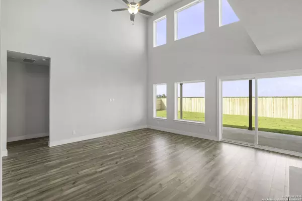 2079 Kinglake Gate, New Braunfels, TX 78130