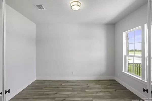 2079 Kinglake Gate, New Braunfels, TX 78130