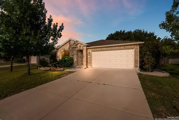 5248 Columbia Dr, Cibolo, TX 78108