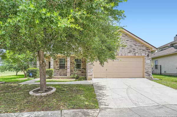 3730 Columbia Dr, Cibolo, TX 78108