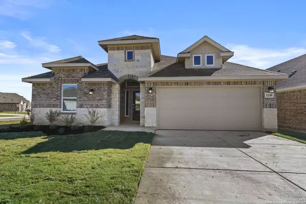 1248 Fox Wing Way, New Braunfels, TX 78132