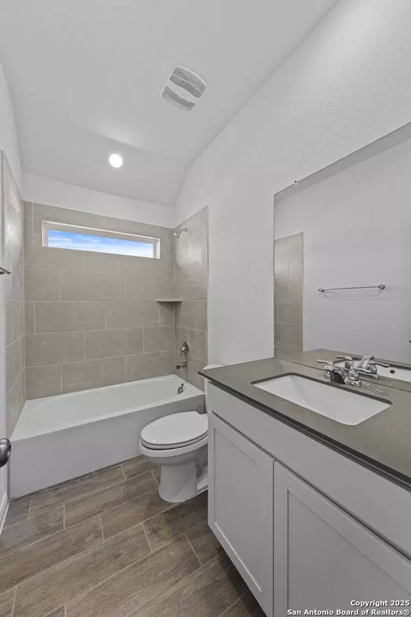 1248 Fox Wing Way, New Braunfels, TX 78132