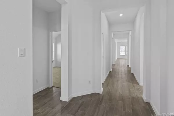 1248 Fox Wing Way, New Braunfels, TX 78132