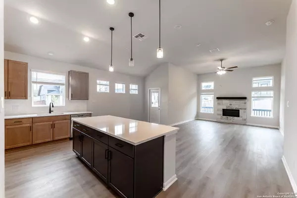 4903 Midland Drive, Schertz, TX 78108