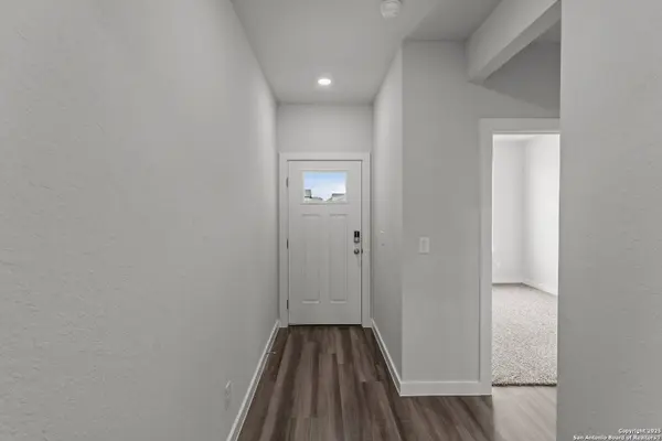 1928 Split Rock Road, New Braunfels, TX 78130