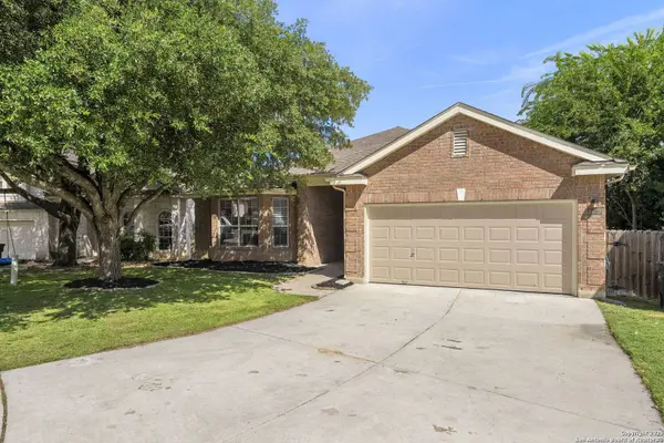 665 La Bahia Loop, New Braunfels, TX 78132