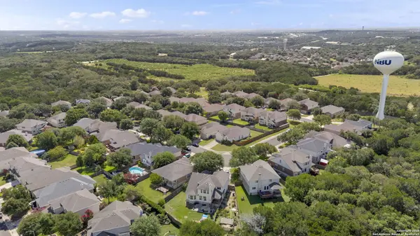 665 La Bahia Loop, New Braunfels, TX 78132