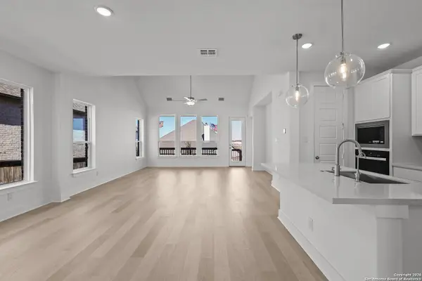 325 Hulda Trail, New Braunfels, TX 78130