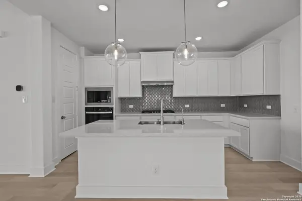 325 Hulda Trail, New Braunfels, TX 78130