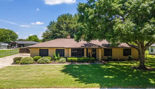 162 Doris St, New Braunfels, TX 78130