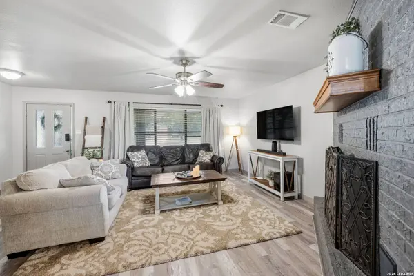 162 Doris St, New Braunfels, TX 78130