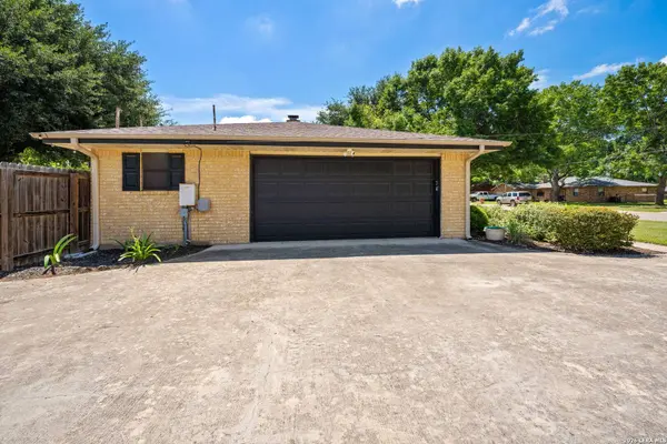 162 Doris St, New Braunfels, TX 78130